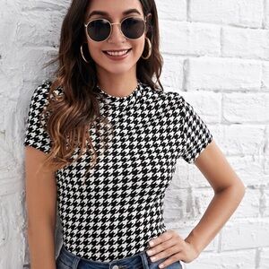 SHEIN Black and White Fitted Short Sleeve Bodysuit